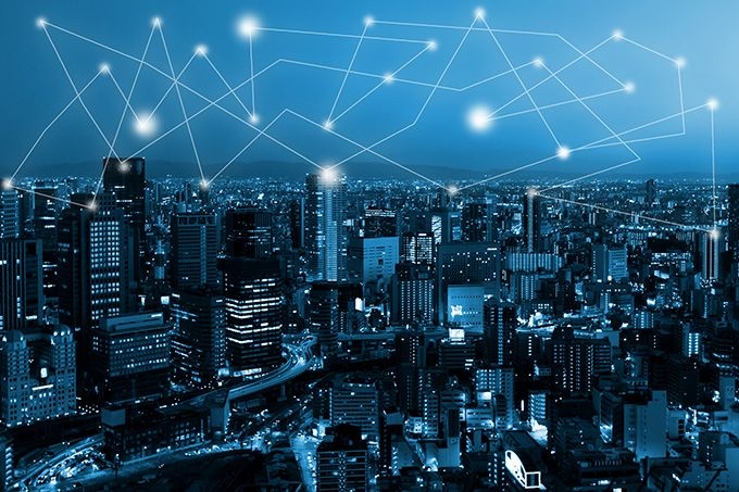 Blockchain explained: a network over a city.