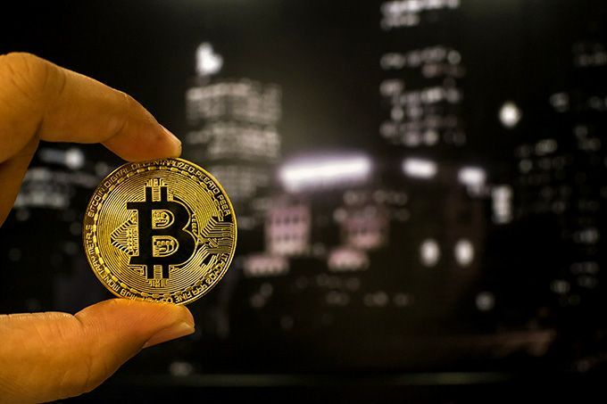Reseña Follow Coin: Moneda Bitcoin.