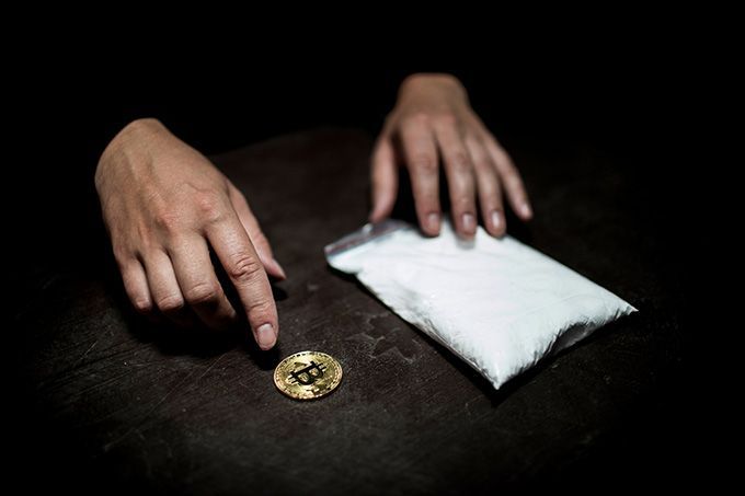 How to invest in Bitcoin: a trade - a Bitcoin for a bag of white powder.