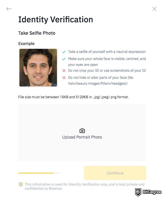 Qué es KYC: Tomar selfie en Binance.