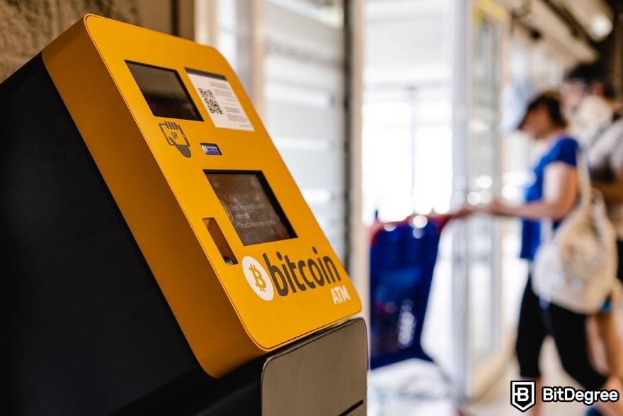 How does a Bitcoin ATM work: Bitcoin ATM inside.