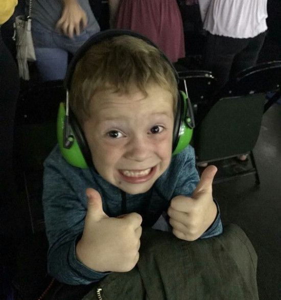 Gavin thumbs up