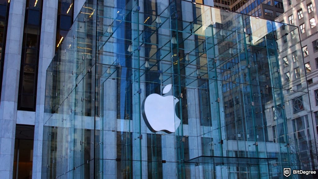 Apple Drops $100 Billion More Into US Manufacturing and AI Expansion