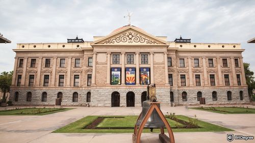 Arizona Governor Bans Bitcoin Bills, Tightens ATM Rules Instead