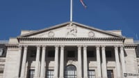 Bank of England Opens Review on Pound-Linked Stablecoin Rules
