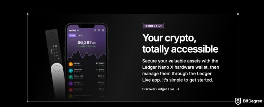 Best AVAX wallet: a screenshot of Ledger Nano X and Ledger Live app.