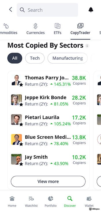 Best crypto app: copy trading on eToro app.