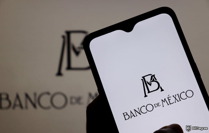 Best crypto exchanges in Mexico: Banco de Mexico logo on smartphone screen.