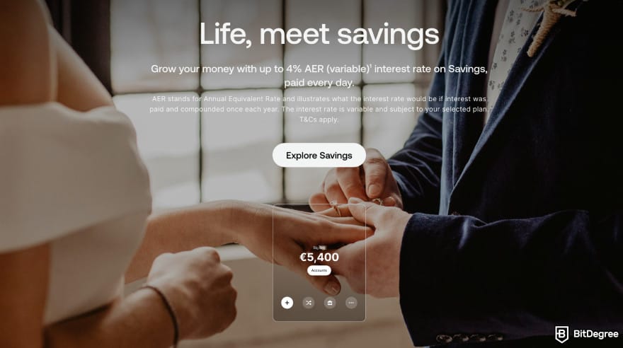 Best money transfer app: savings options on Revolut.