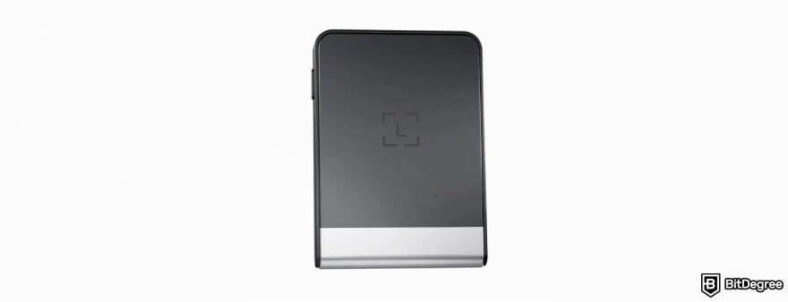 Best Tezos wallet: the back of Ledger Flex.