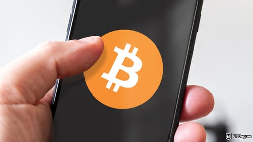 Bitcoin’s Boom Tied to US Spending Fears, Not Crypto Hype