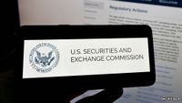 Caroline Crenshaw Warns SEC’s Crypto Rulebook Is Falling Apart Like Jenga