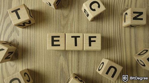 Cathie Wood Believes SEC will Approve Several Spot Bitcoin ETFs Simultaneously