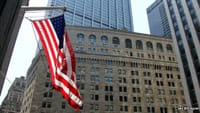 Christopher Waller Urges Banks to Embrace Stablecoins, Not Resist Them