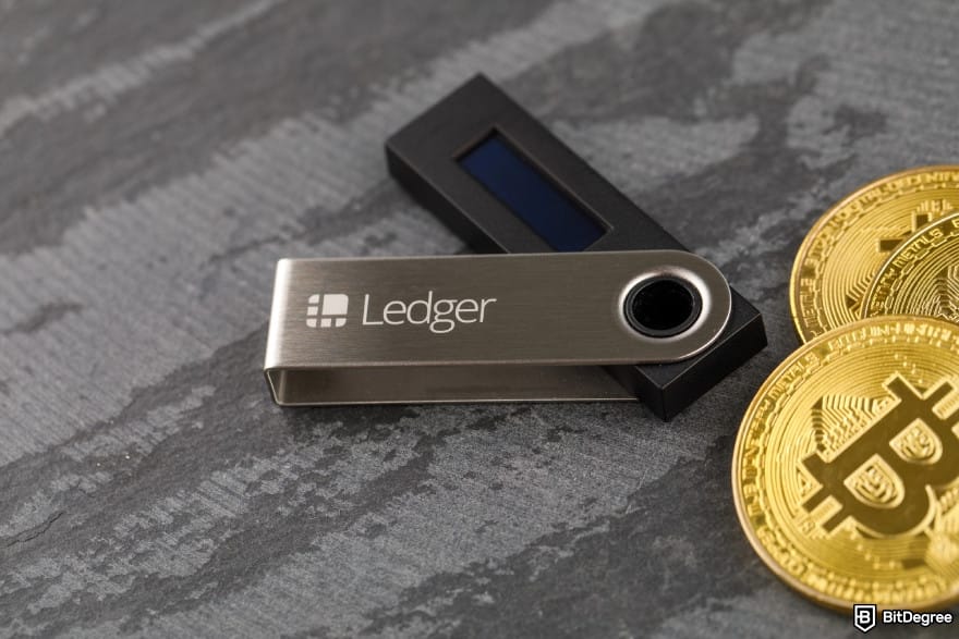 Coinbase taxes: Ledger hardware wallet for cryptocurrency.