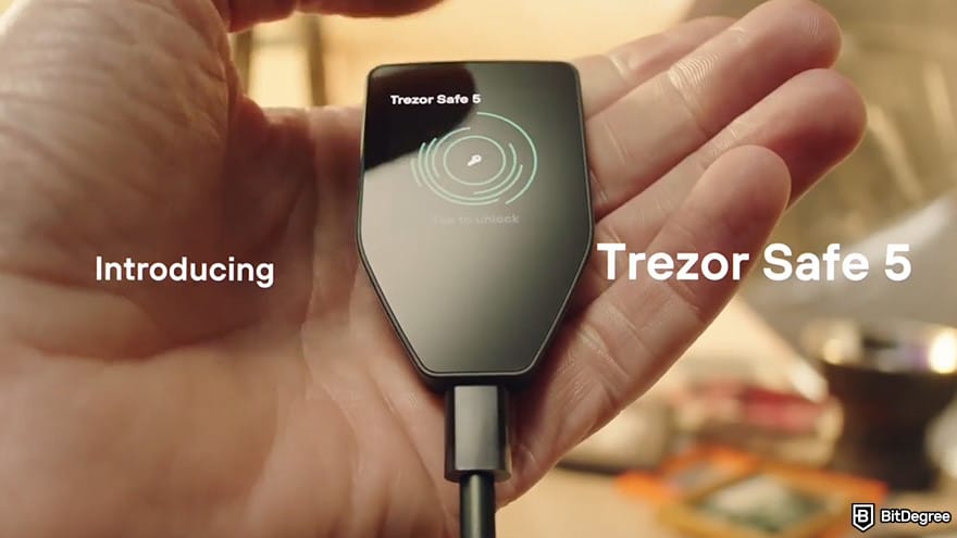 Cold wallet: use Trezor Safe 5 with ease.