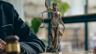 Court Allows $2.9 Billion Coinbase Insider Trading Case to Move Forward