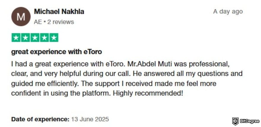 eToro review: a positive review for eToro's customer support on Trustpilot.