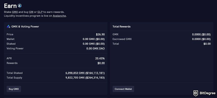 GMX review: the Earn page on GMX trading platform.