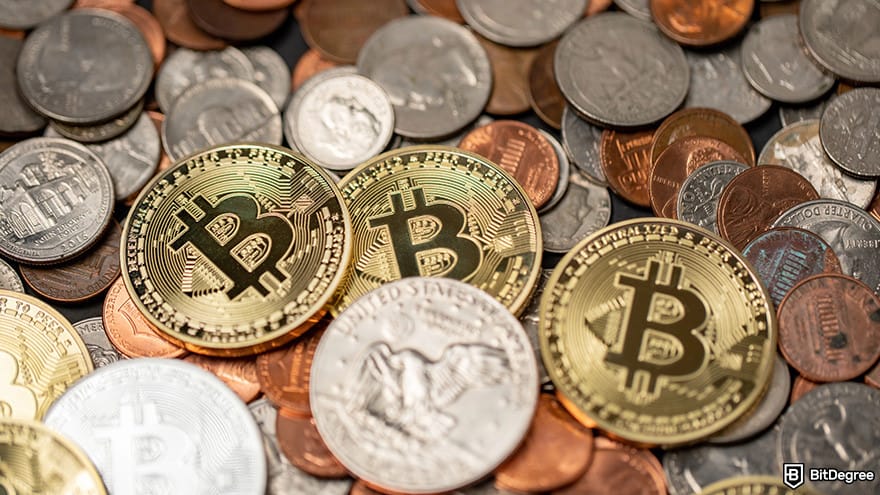 Highest paying Bitcoin faucet: Bitcoins stacked on top of each other.