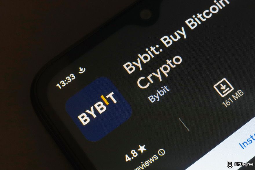 How to choose a crypto exchange: Bybit on application store.