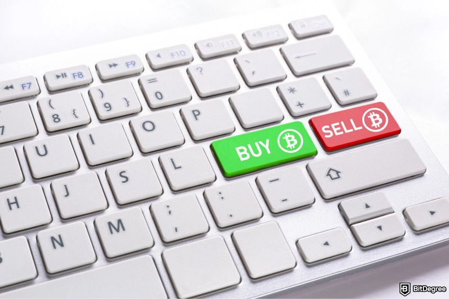 How to choose crypto trading bot: a keyboard with Buy and Sell buttons.