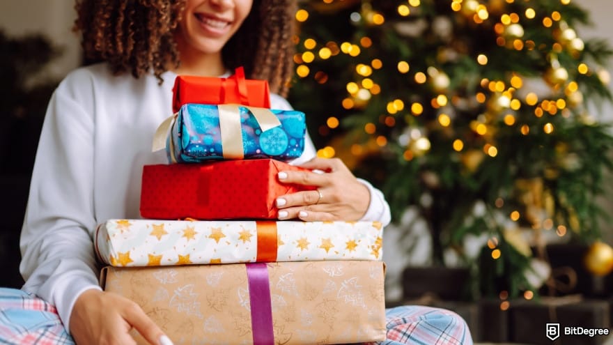 How to use crypto exchange for beginners: gift box in the female hands.