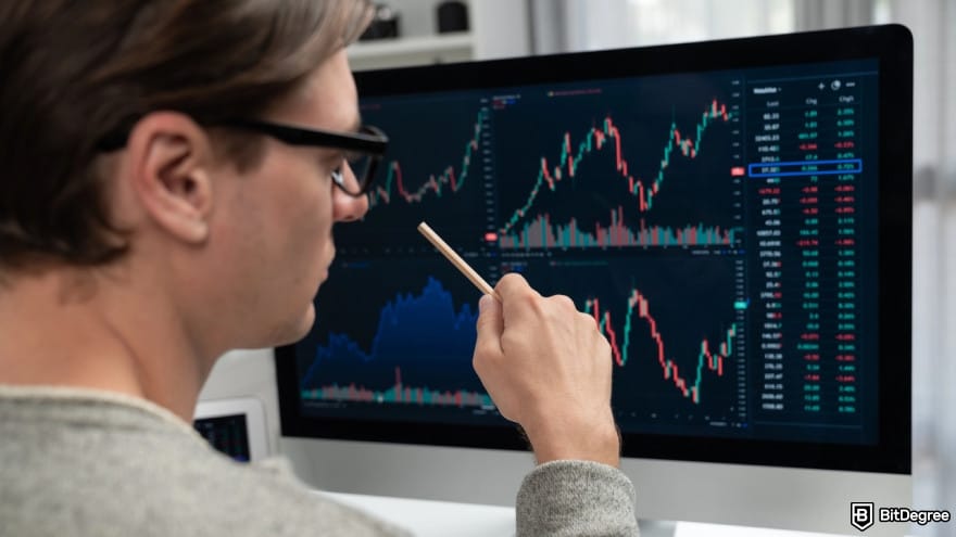 How to use crypto exchange for beginners: an investor pointing interesting trade.
