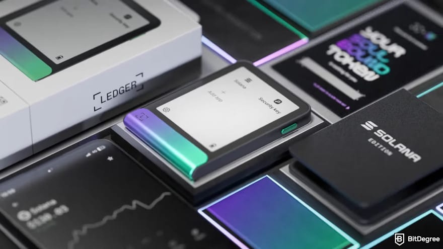 How to use Ledger Recovery Key: Ledger Flex Solana edition displayed alongside its packaging.