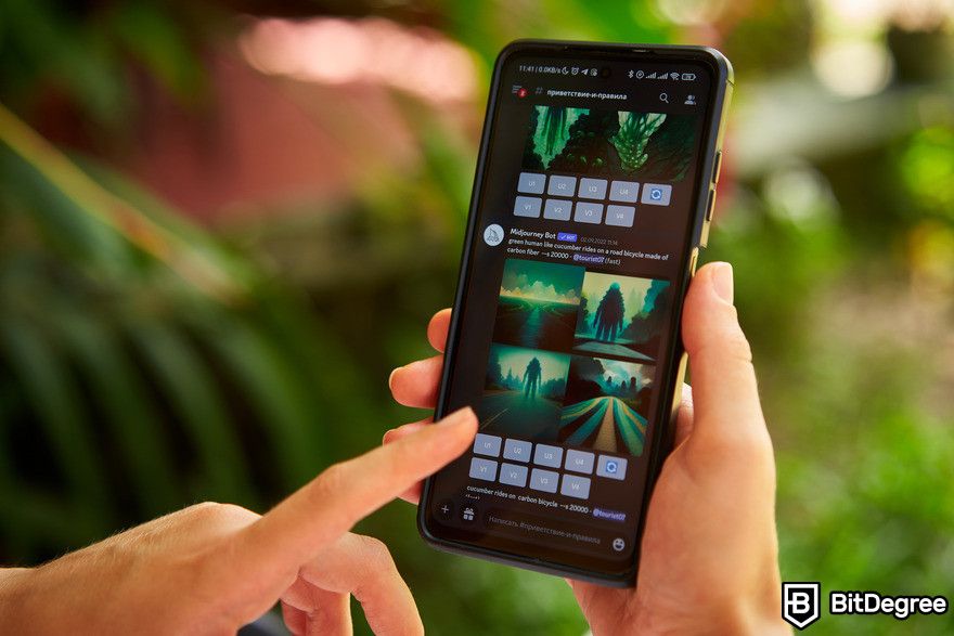 How to use Midjourney: Midjourney Discord server on phone.