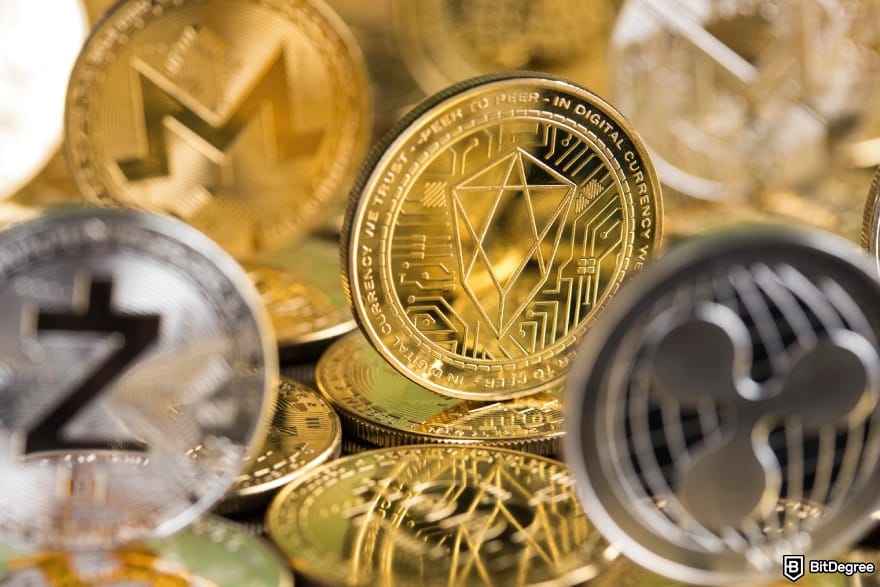 How to withdraw money from Binance Wallet: Bitcoin, Litecoin, Etherium coins close up.