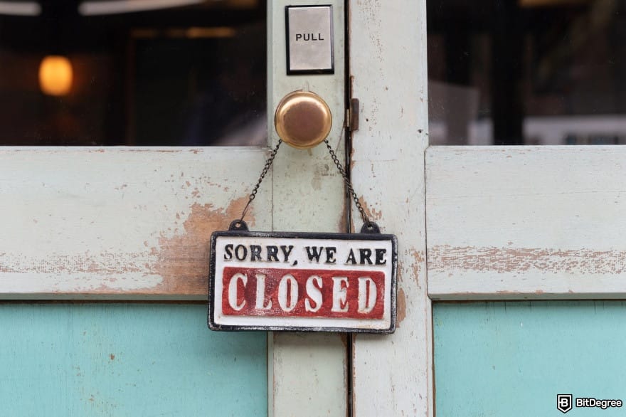 How to withdraw money from PayPal: sorry, we are closed sign.