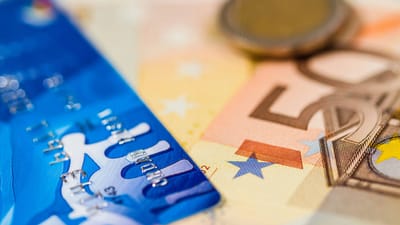 How to Withdraw Money From a Prepaid Card Online