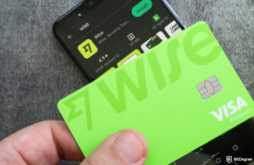 How to withdraw money from a prepaid card online: a Wise card on a phone. How to withdraw money from a prepaid card online: a Wise card on a phone.
