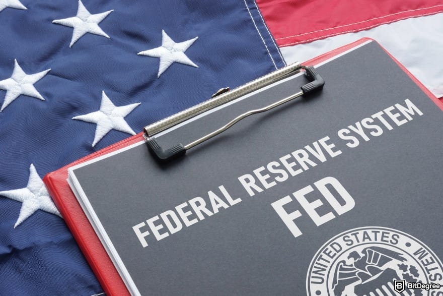 How to withdraw money from savings account: a clipboard with the words FEDERAL RESERVE SYSTEM.