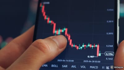 Investors Ditch Crypto as $2.24 Billion Stablecoin Value Disappears