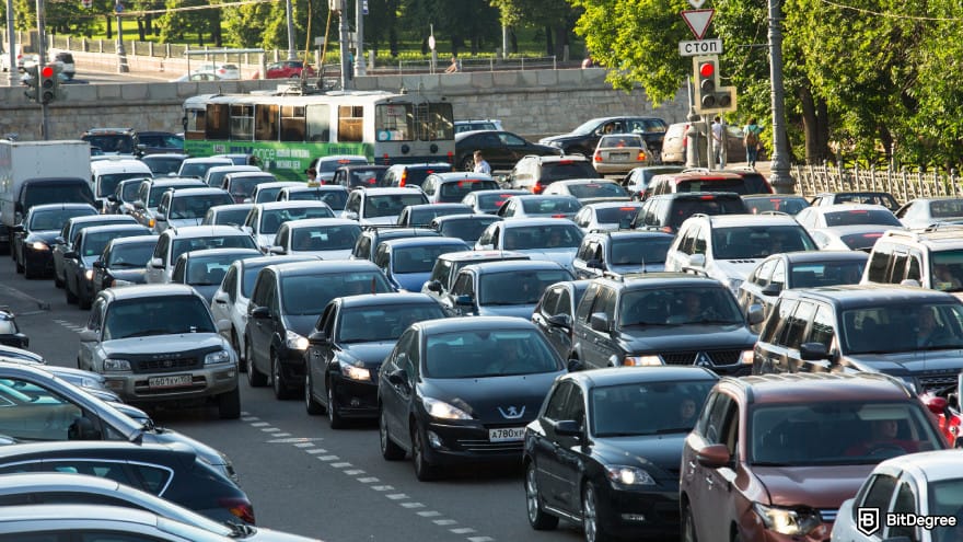 Is Ethereum dead: heavy traffic jam, symbolizing congestion and slow throughput.