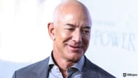 Jeff Bezos Returns to Lead $6.2 Billion AI Venture, Project Prometheus