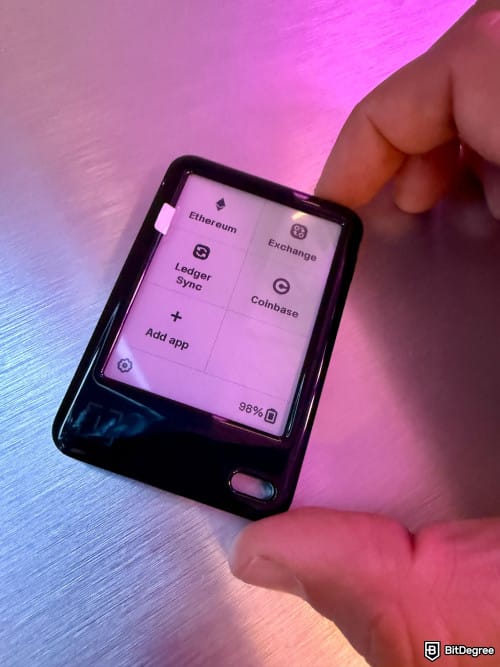 Reseña Ledger Nano Gen5: el Ledger Nano Gen5 de cerca. Reseña Ledger Nano Gen5: el Ledger Nano Gen5 de cerca.