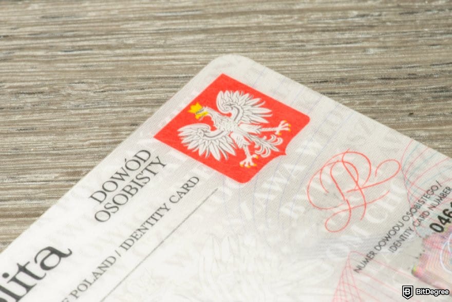 MoonPay review: a Polish ID card.