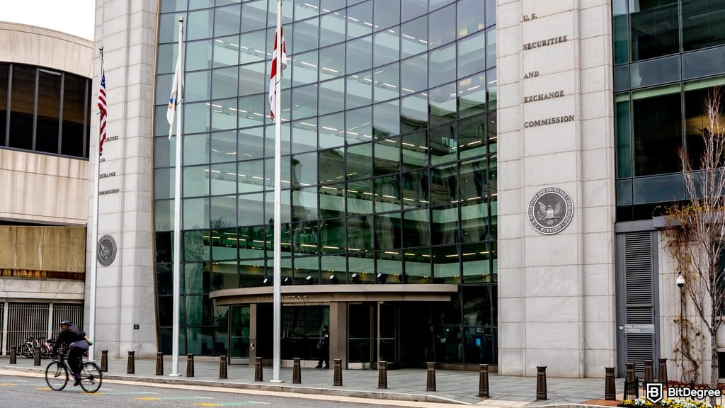Paul Atkins Sworn In as SEC Chair with $327 Million Net Worth