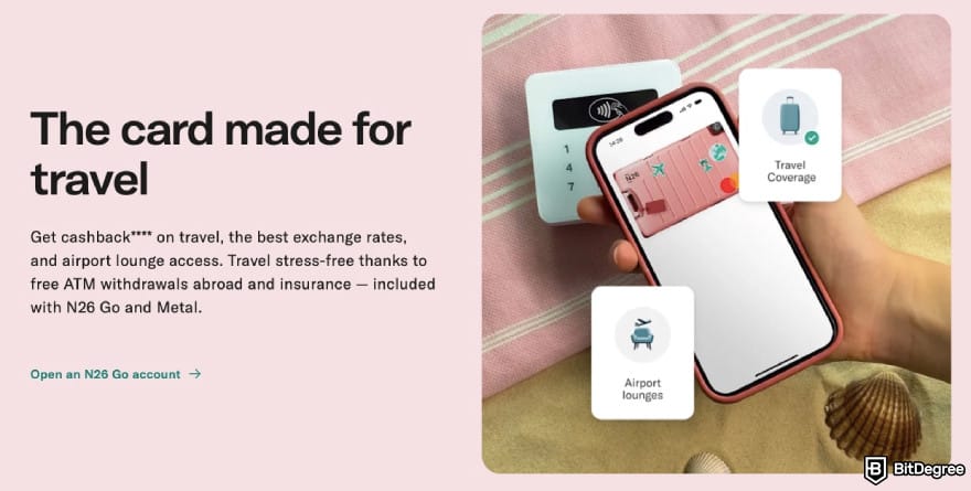 PayPal alternative: N26 showcasing travel benefits.