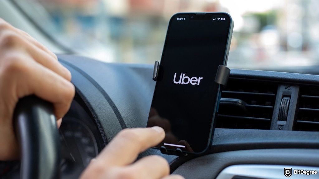 Pengemudi Uber Palsu untuk Menggesek 0K dalam Cryptocurrency