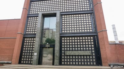 Stablecoins Surge: South African Reserve Bank Warns of Cross-Border Crypto Risks