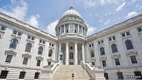 Wisconsin Lawmakers Push Plan to Cut License Barriers for Crypto