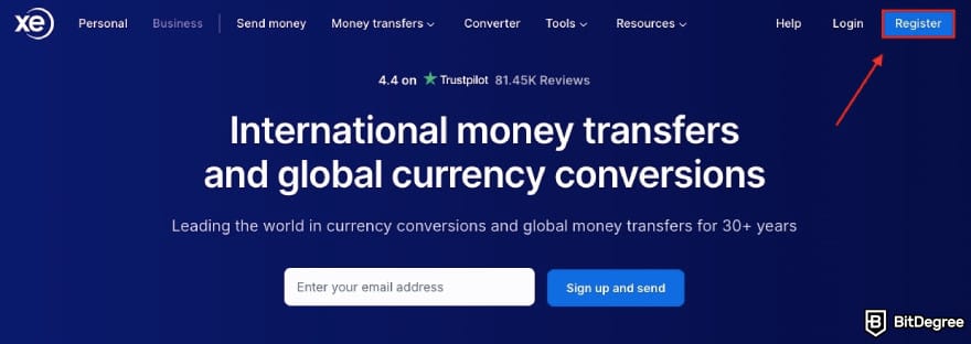 Xe review: a red arrow pointing to the [Register] button on Xe's page.