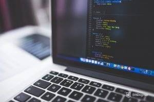 Framework CSS tốt nhất: máy tính xách tay có mã.