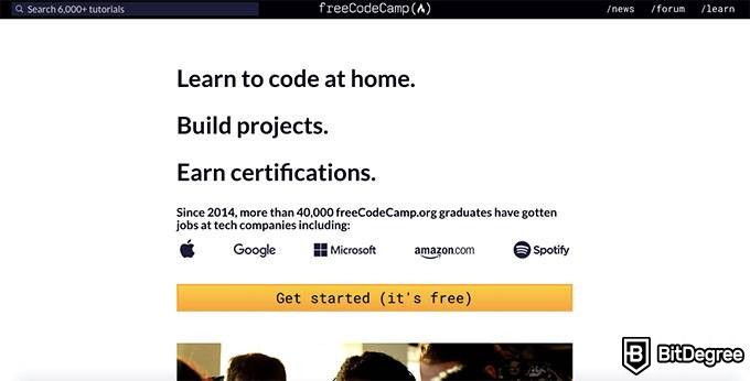 freeCodeCamp评测：freeCodeCamp的主页。
