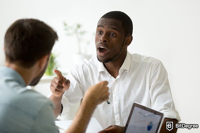 Harvard negotiation course: man explaining something.