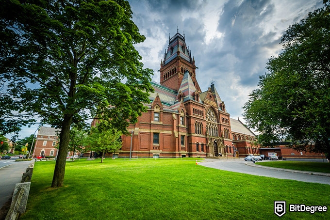 Curso de la felicidad de Harvard: Campus.